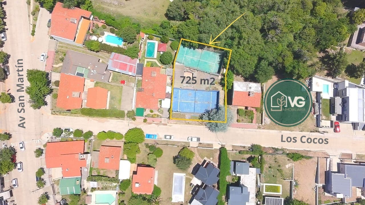 ¡¡¡ OPORTUNIDAD !!! Terreno con 2 canchas de Pádel en pleno centro de Villa Giardino, Córdoba.